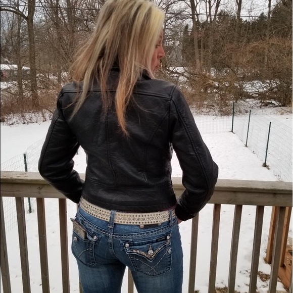 Vintage leather motorcycle/lady riders, rock stars snug fit bad leather jacket! - Picture 5 of 6